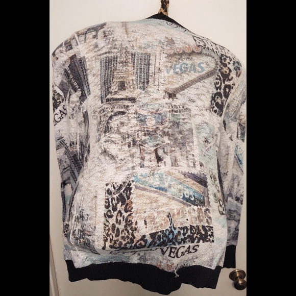 YMF Las Vegas Sweater - Picture 2 of 4